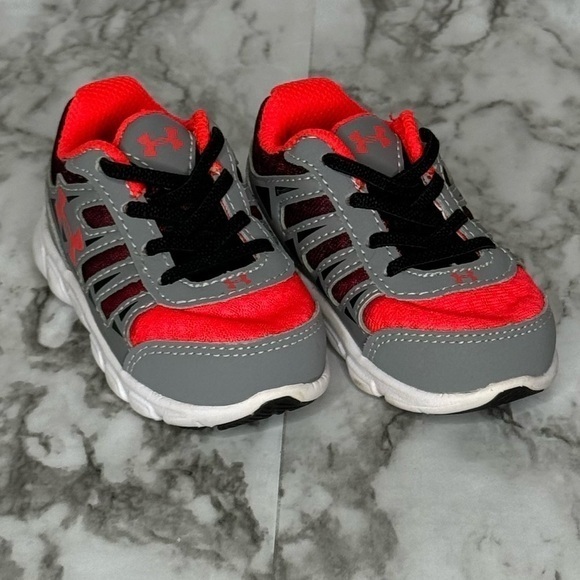Under Armour Other - Under‎ Armour Spine Graphic Infant/Toddler Shoes- Sz 4K